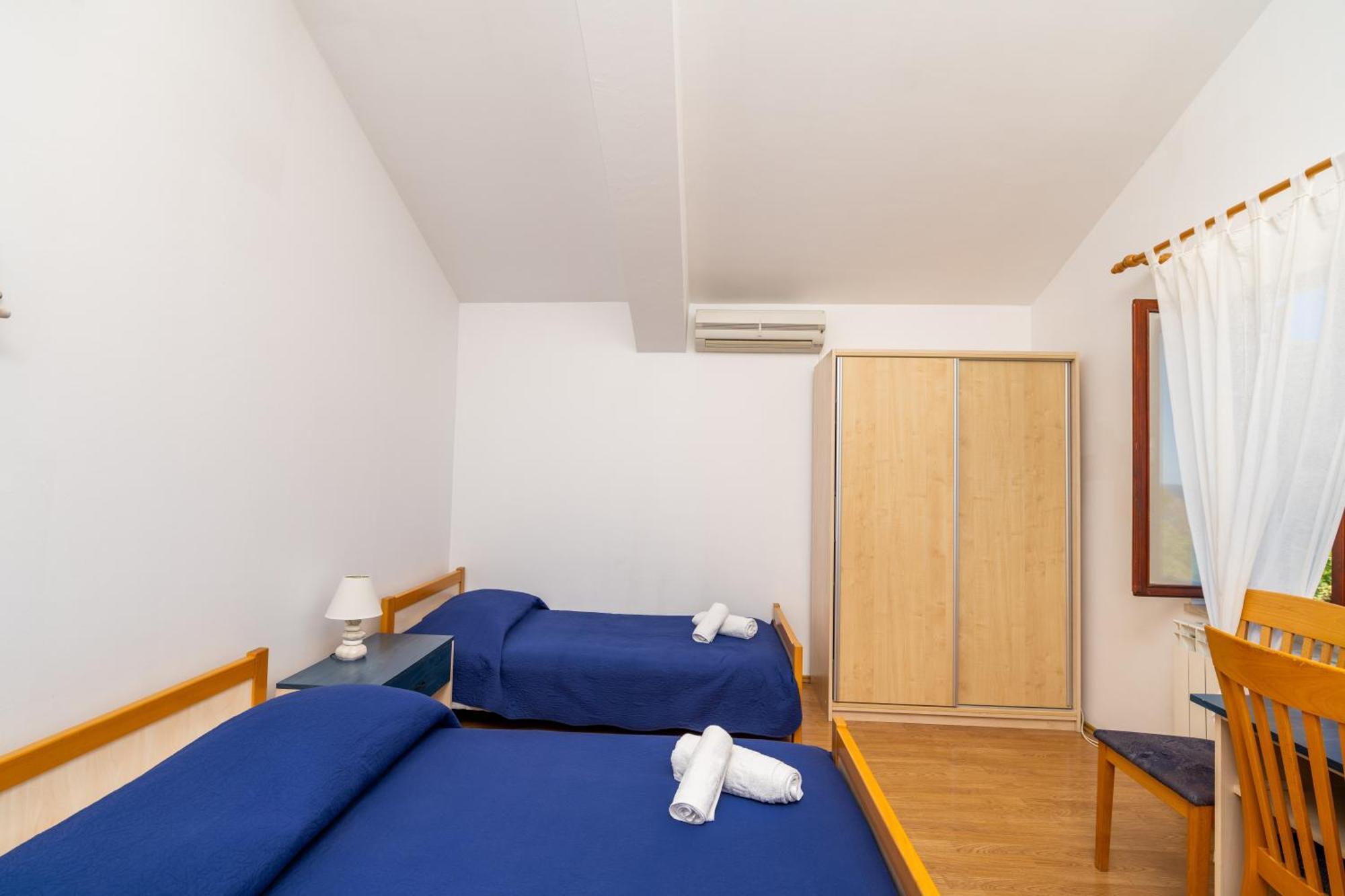 Sobe I Apartman Mareta Miholascica Exterior photo