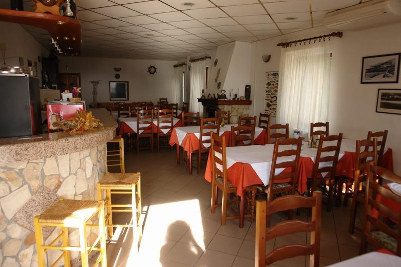 Sobe I Apartman Mareta Miholascica Exterior photo