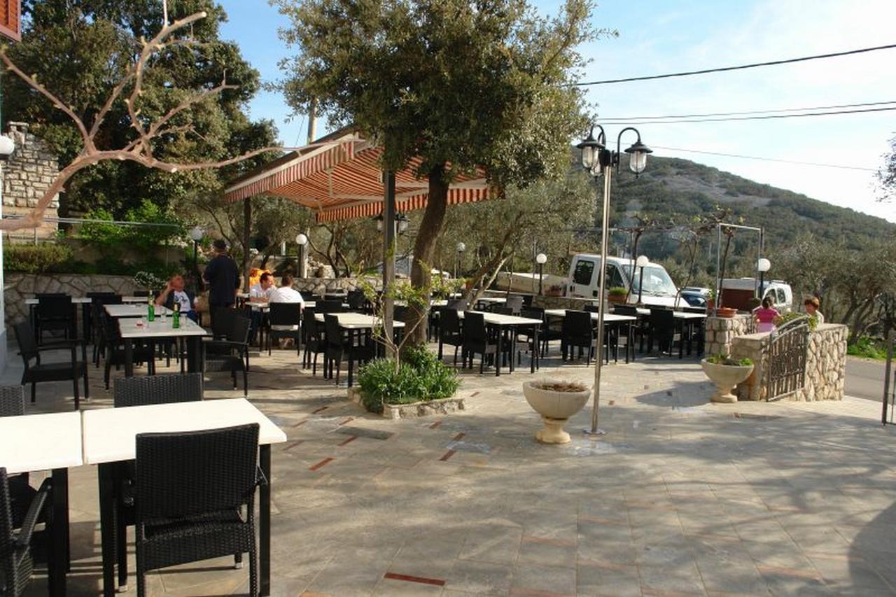 Sobe I Apartman Mareta Miholascica Exterior photo